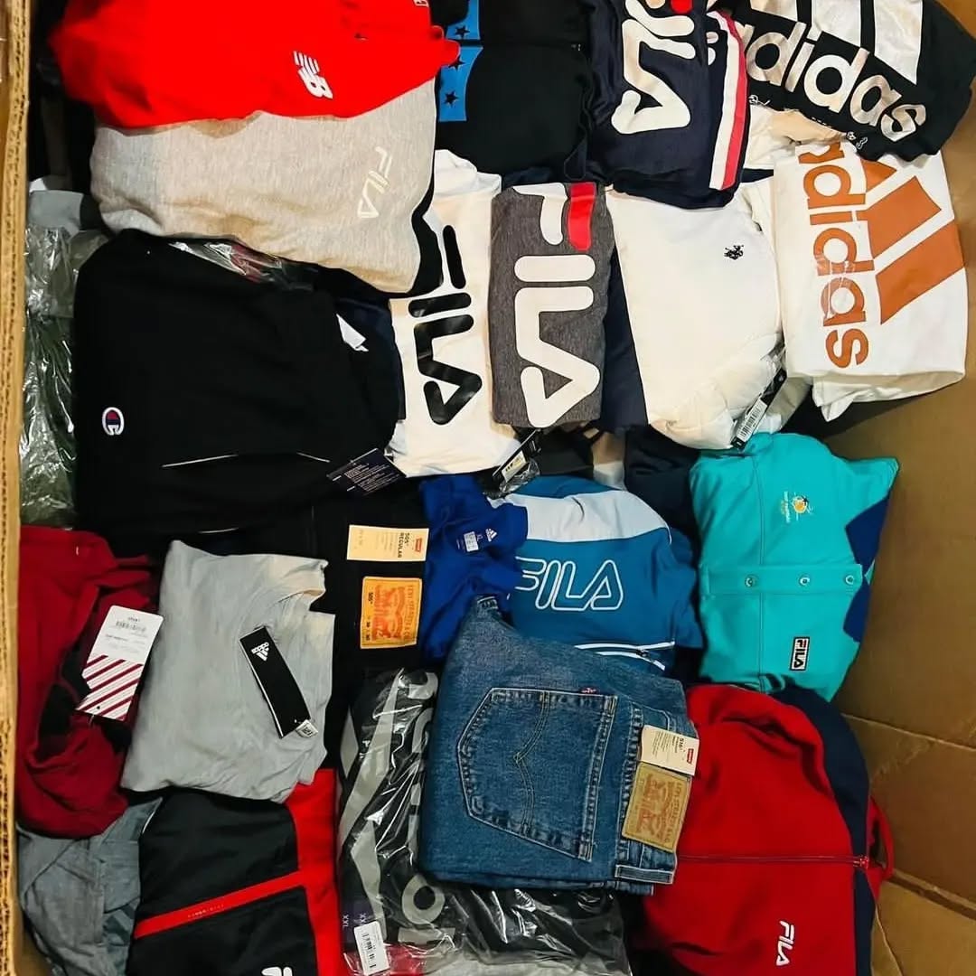 316401621_918154762678742_6735371652491800421_n Men’s Winter and Sportswear Multi-Brand Pallet - Image 3