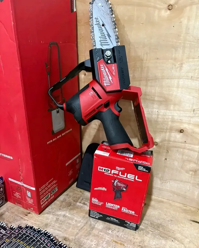 504418913_17966827505922326_7339222420932280488_n Milwaukee M12 FUEL 6" Hatchet and EGO Power+ CS1800 Chainsaw Pallet - Image 8