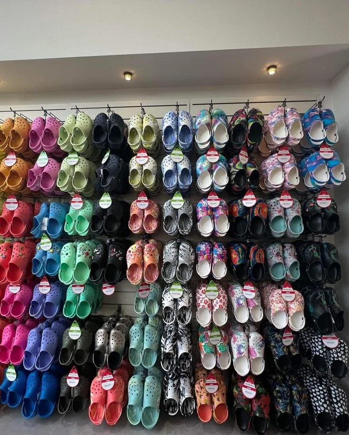Wholesale Crocs Sandals Liquidation Pallets 1 Buy Crocs Sandals Online