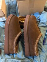 Wholesale Ugg Shoes Liquidation Pallets - Image 6